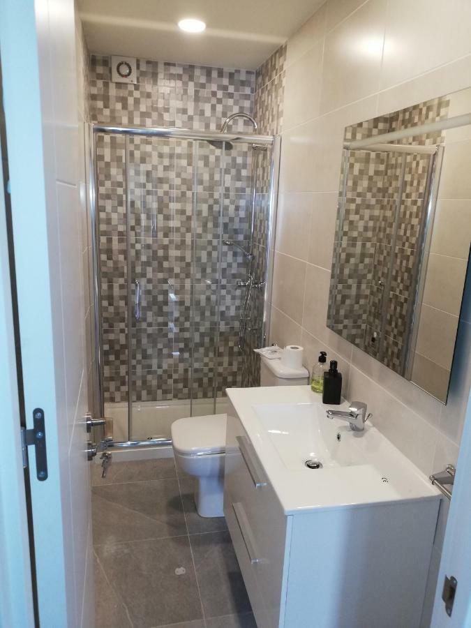 Residencia Compostela 2 Bed and Breakfast Santiago de Compostela Eksteriør billede