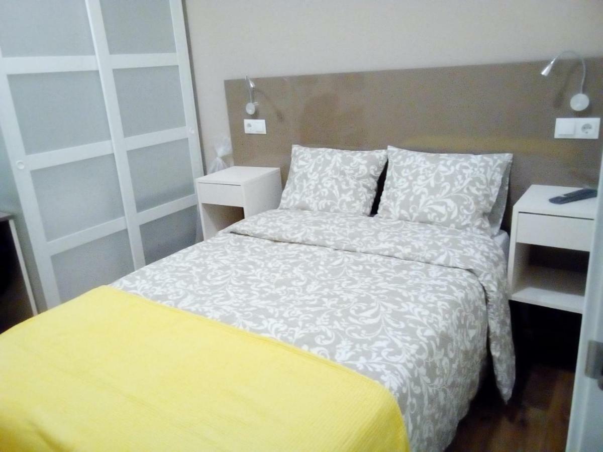 Residencia Compostela 2 Bed and Breakfast Santiago de Compostela Eksteriør billede